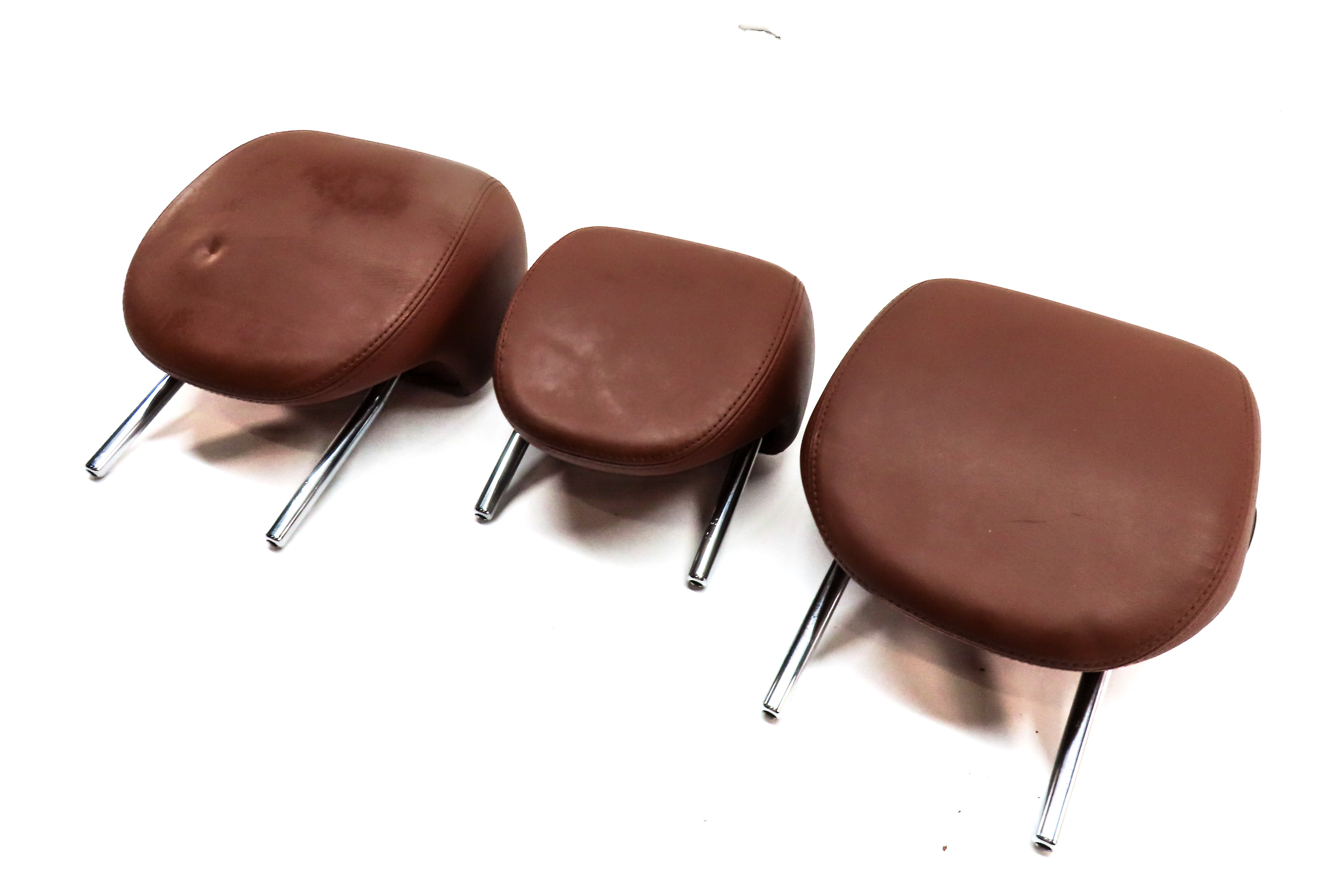 2008 PORSCHE CAYENNE (955) REAR LEFT CENTER RIGHT SEAT HEADREST SET/3 (Chestnut) — exact item pictured